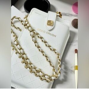 CHANEL beauty Coco crush cellphone wallet crossbody NIB